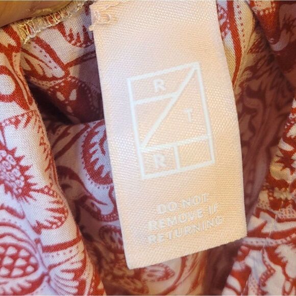 Derek Lam Collective Women's Red And White Floral Ruffle Front Blouse Size 42 - Picture 5 of 7